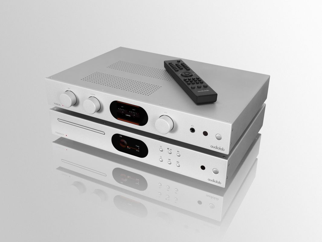 Audiolab 7000A + 7000CDT srebrny – dodatkowe ujęcie zestawu stereo