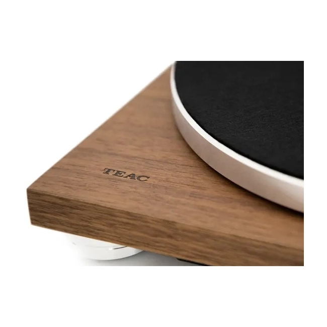 TEAC TN-400BT-X – gramofon z trzema prędkościami odtwarzania winyli