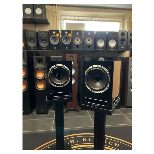 Fyne Audio F500S Czarny High Gloss - OUTLET