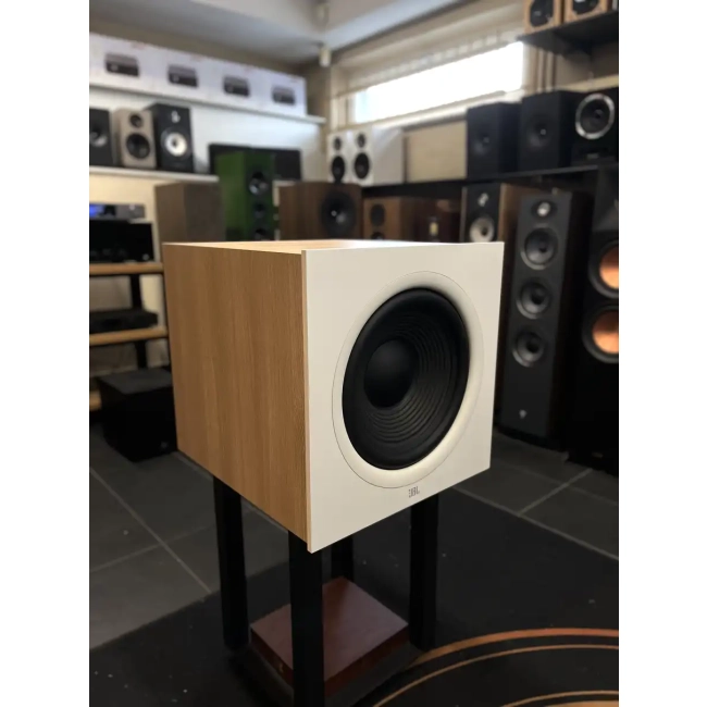 JBL Stage 2 220P (latte) - OUTLET – kolejne zdjęcie subwoofera