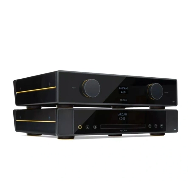 Arcam CD25 - odtwarzacz CD – arcam CD25 – odtwarzacz CD, ujęcie z urządzeniem Arcam A50 ustawionym na górze
